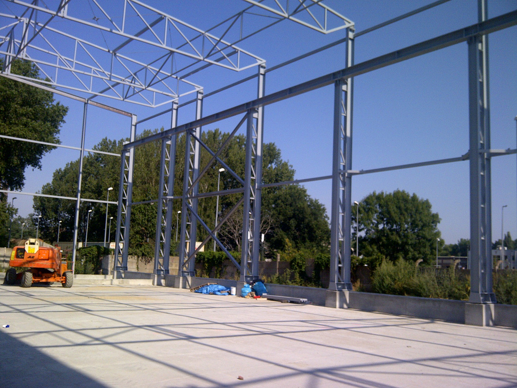 hala magazynowo-produkcyjna Kostrzyn konstrukcja stalowa wewnątrz 1