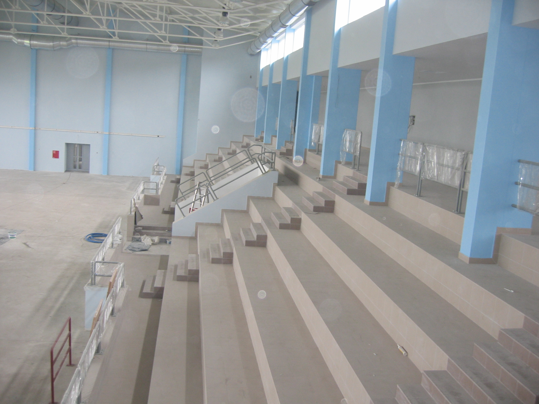 hala sportowa Łobez trybuny 1