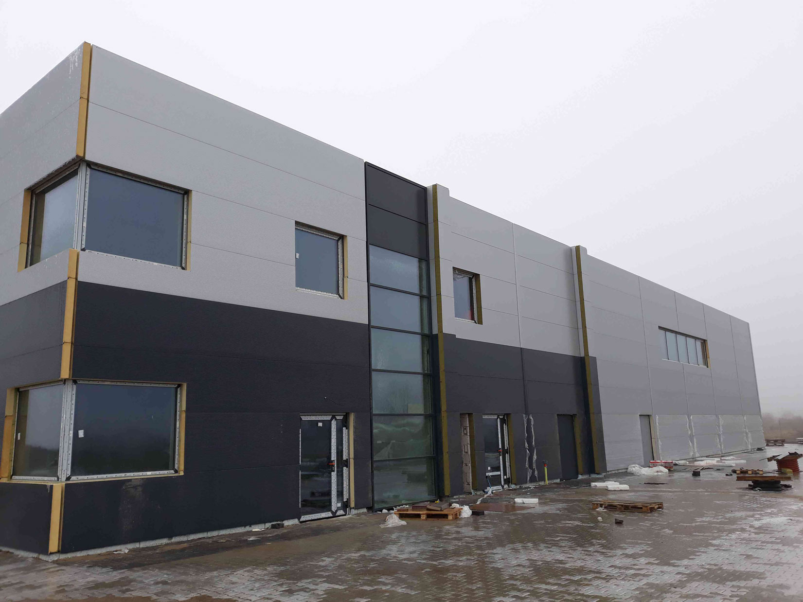 serwis samochodowy BMW Szczecin zewnątrz 1